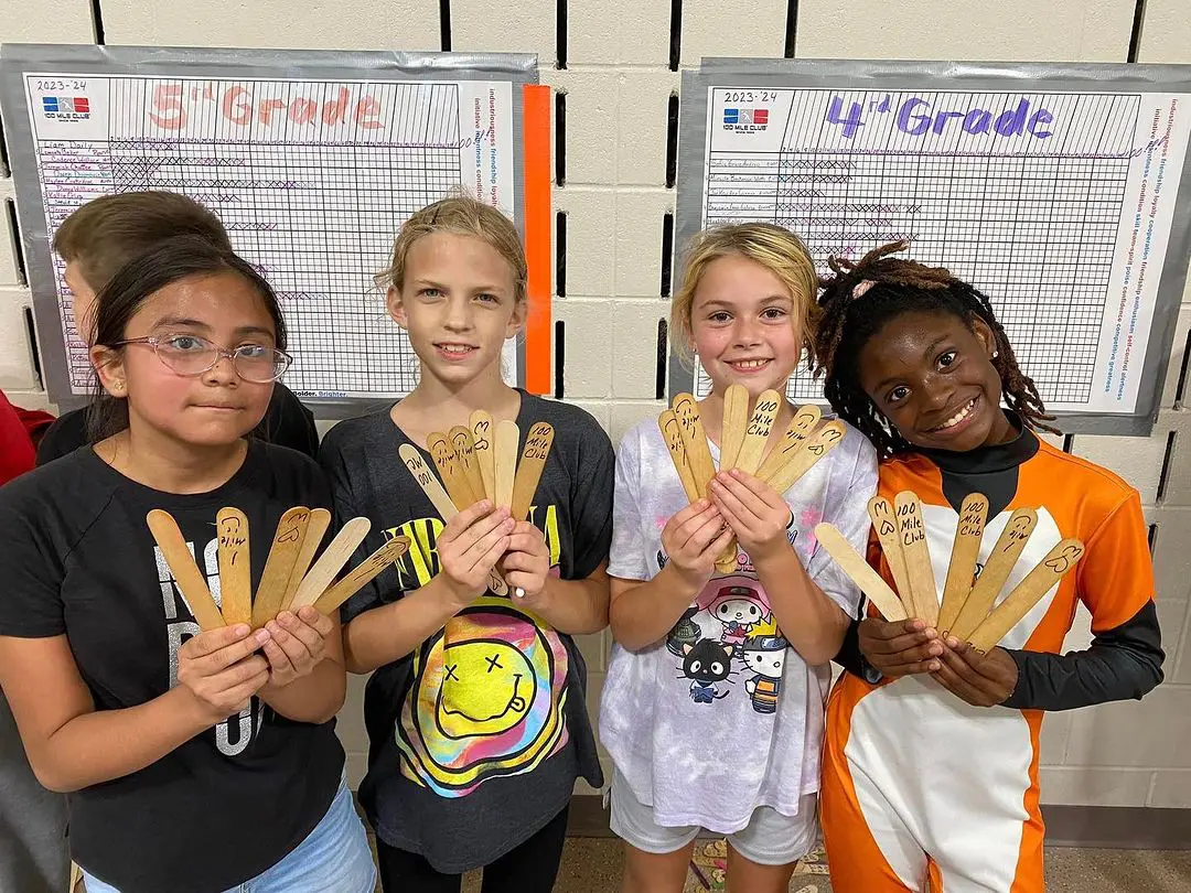 2a339ff47980466f91190726a84b9d66