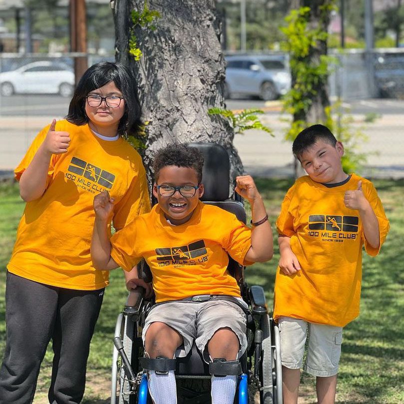 gold-shirts-thumbs-up web